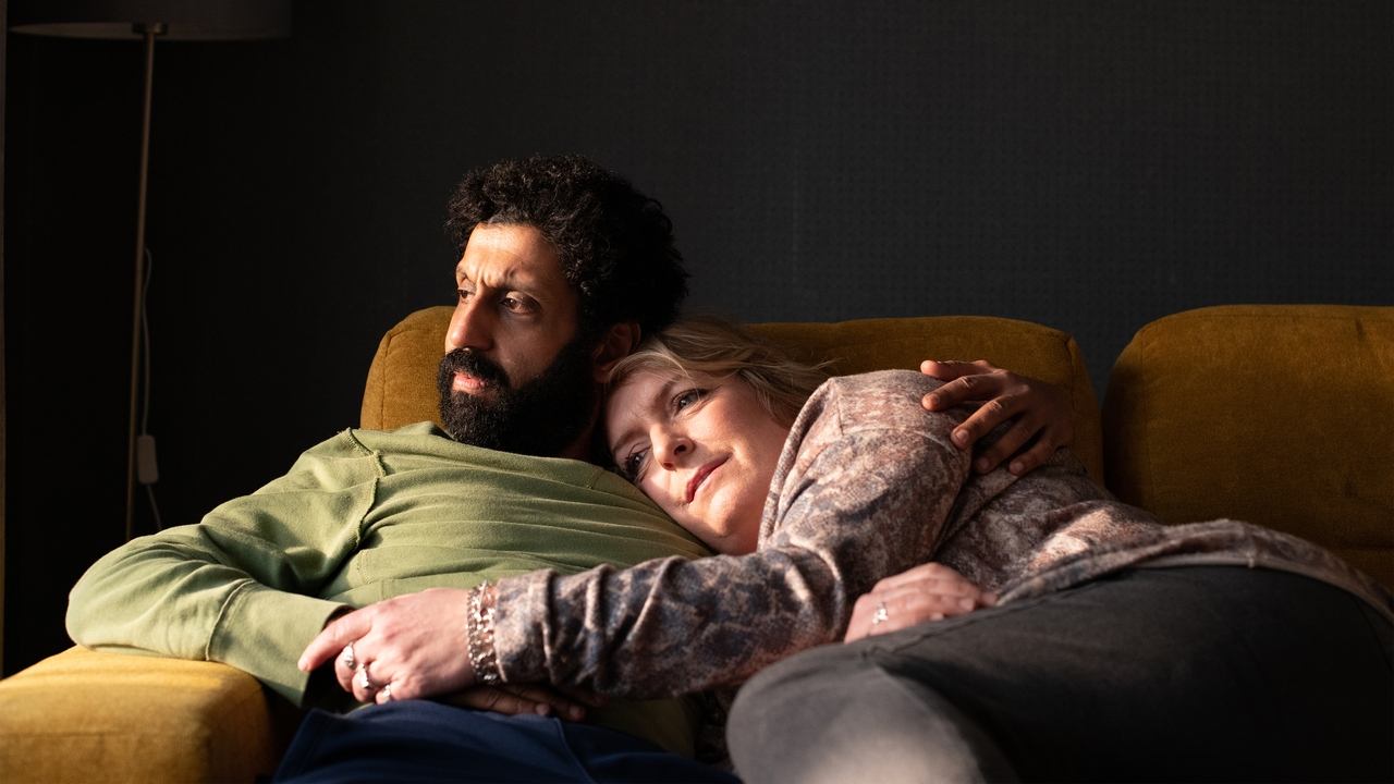 Ali ve Ava fon görüntüsü